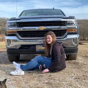 Meet your Posher, Alexis